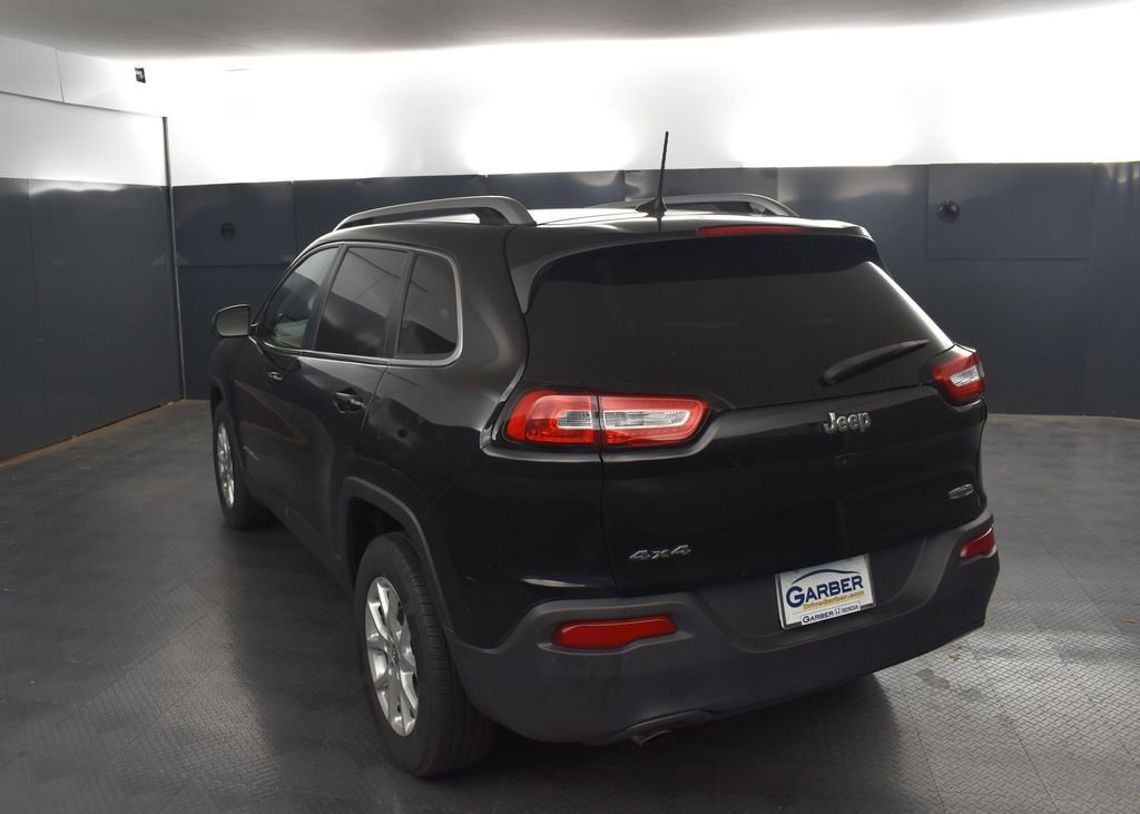 2017 Jeep Cherokee Latitude photo 3