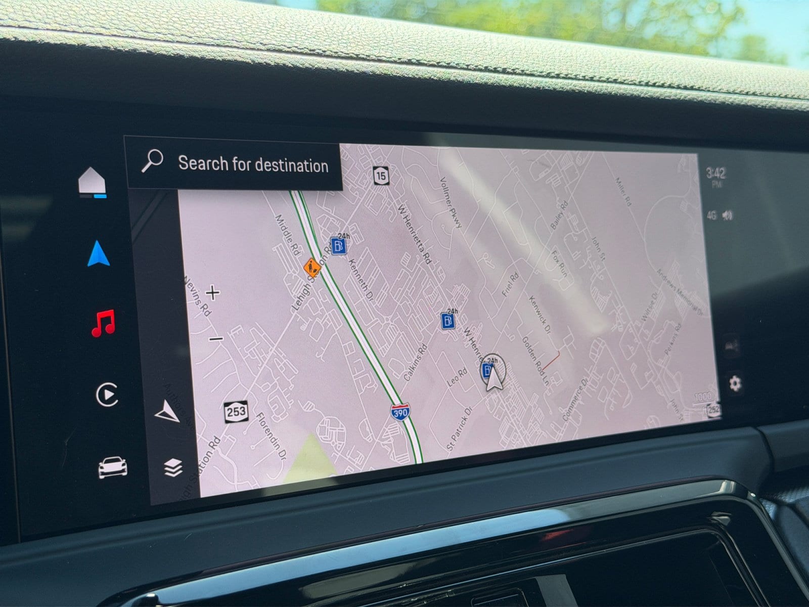 2025 Porsche Panamera Base - Photo 16