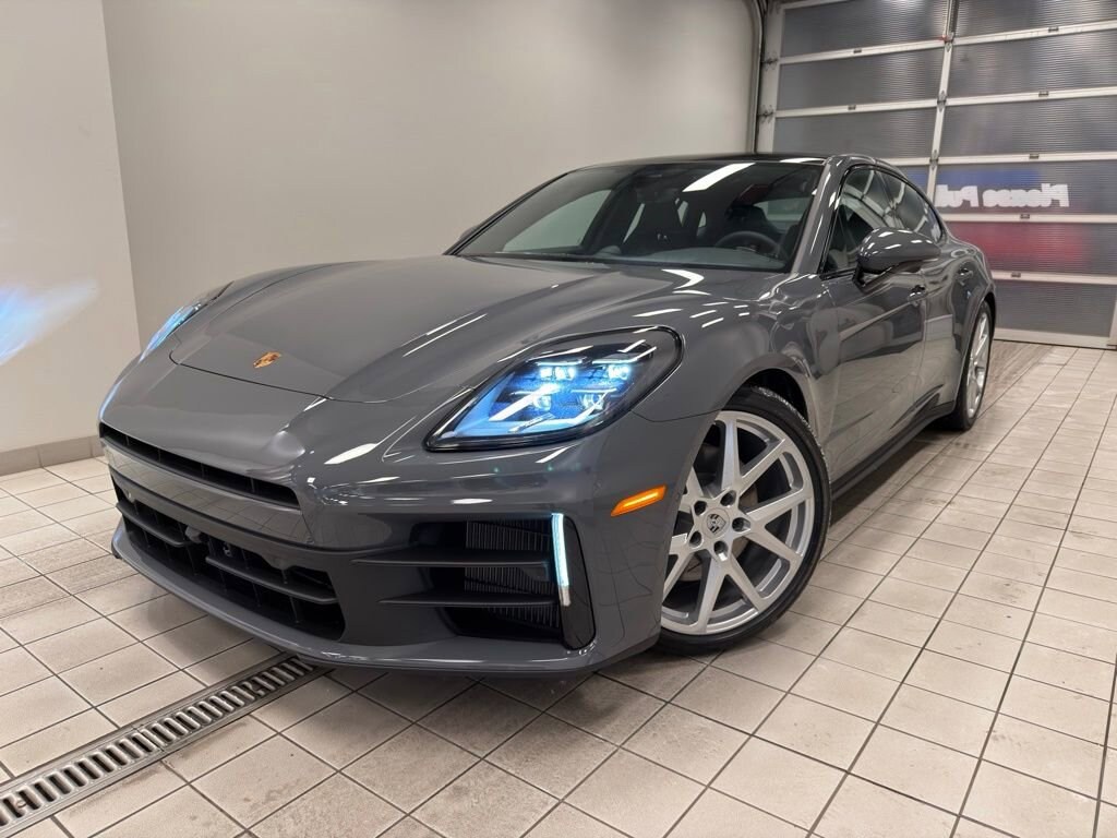 New 2026 Porsche Panamera 4 Hatchback
