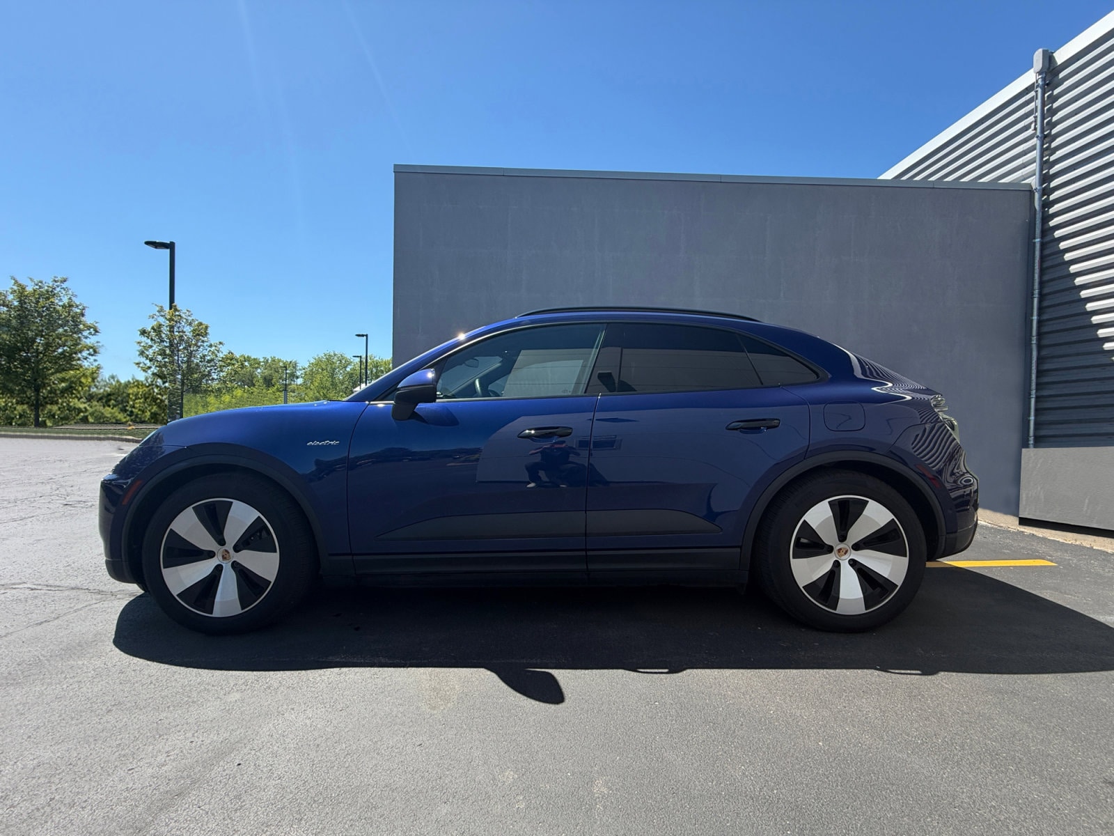 Certified 2024 Porsche Macan Base with VIN WP1AA2XA4RL001493 for sale in Rochester, NY