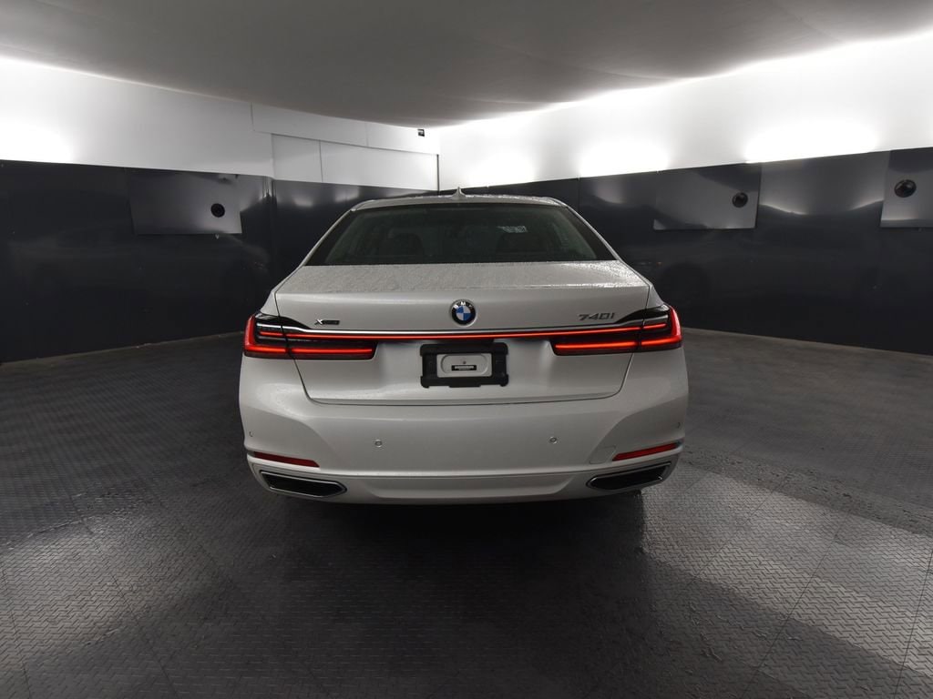 Used 2022 BMW 7 Series 740i xDrive Sedan
