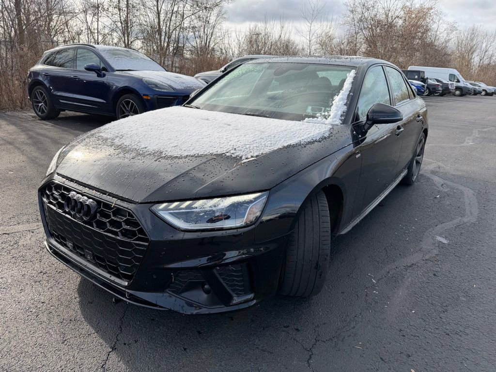 2023 Audi A4 45 S line Premium Plus photo 3