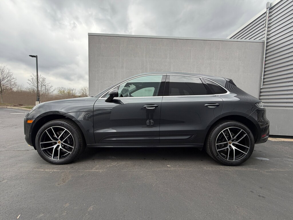 Used 2025 Porsche Macan SUV