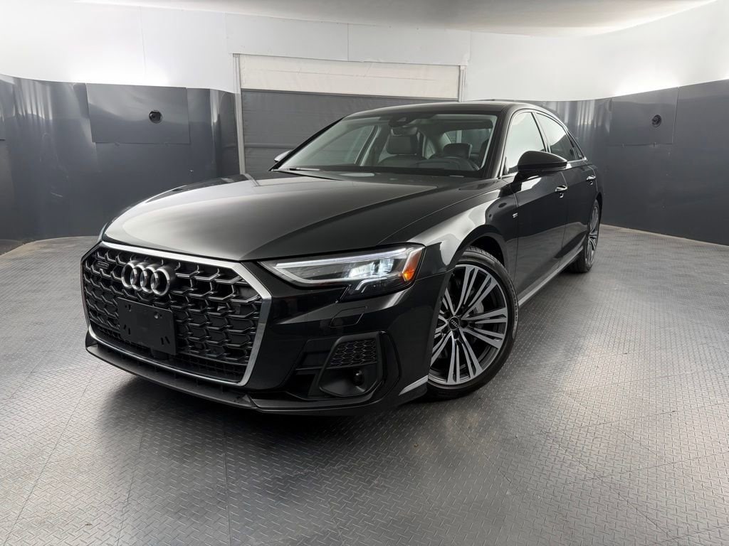 2022 Audi A8 Base's photo