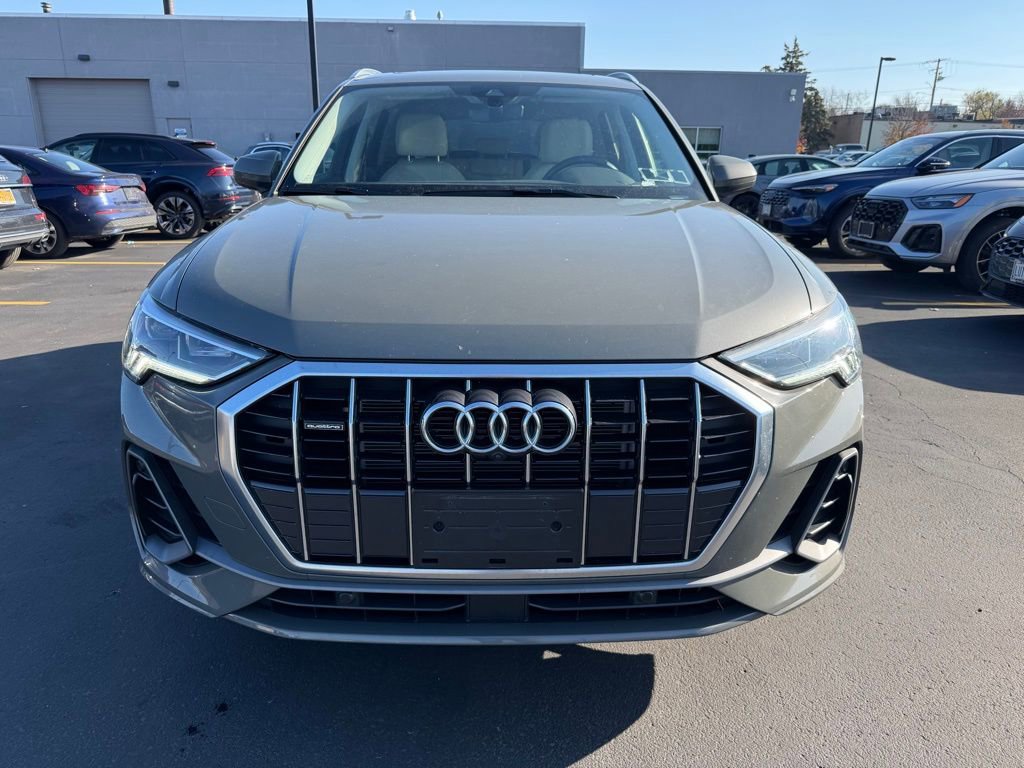 2023 Audi Q3 Premium Plus S line photo 2