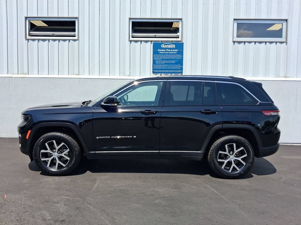 Used 2023 Jeep Grand Cherokee Limited SUV
