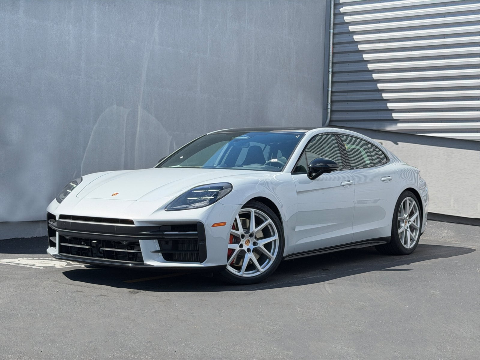 2026 Porsche Panamera