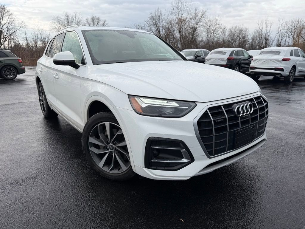 2021 Audi Q5 Premium Plus's photo