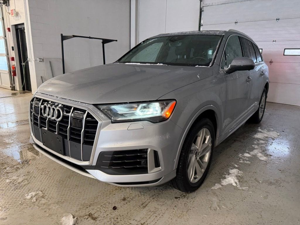 2021 Audi Q7 Premium Plus's photo