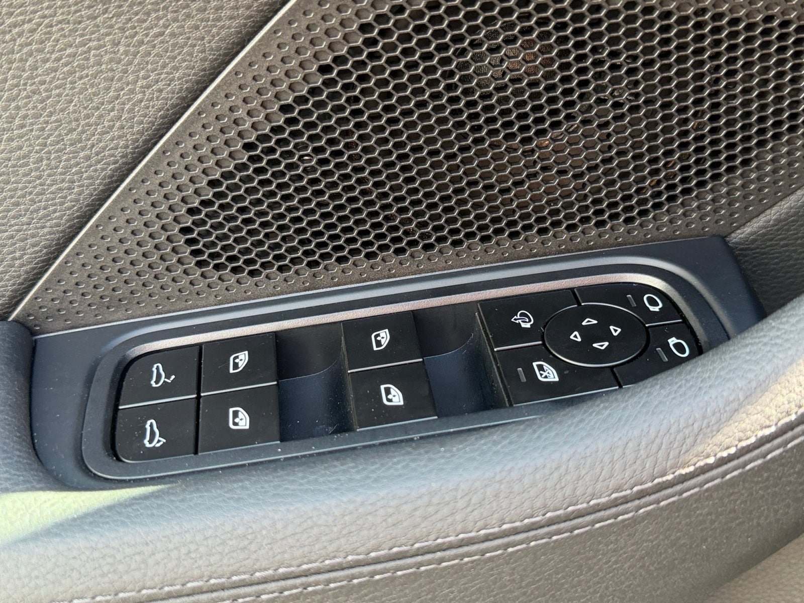 2025 Porsche Panamera Base - Photo 13