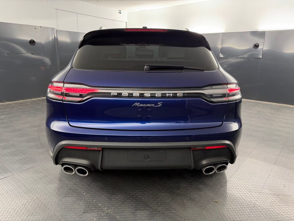 2025 Porsche Macan S photo 4