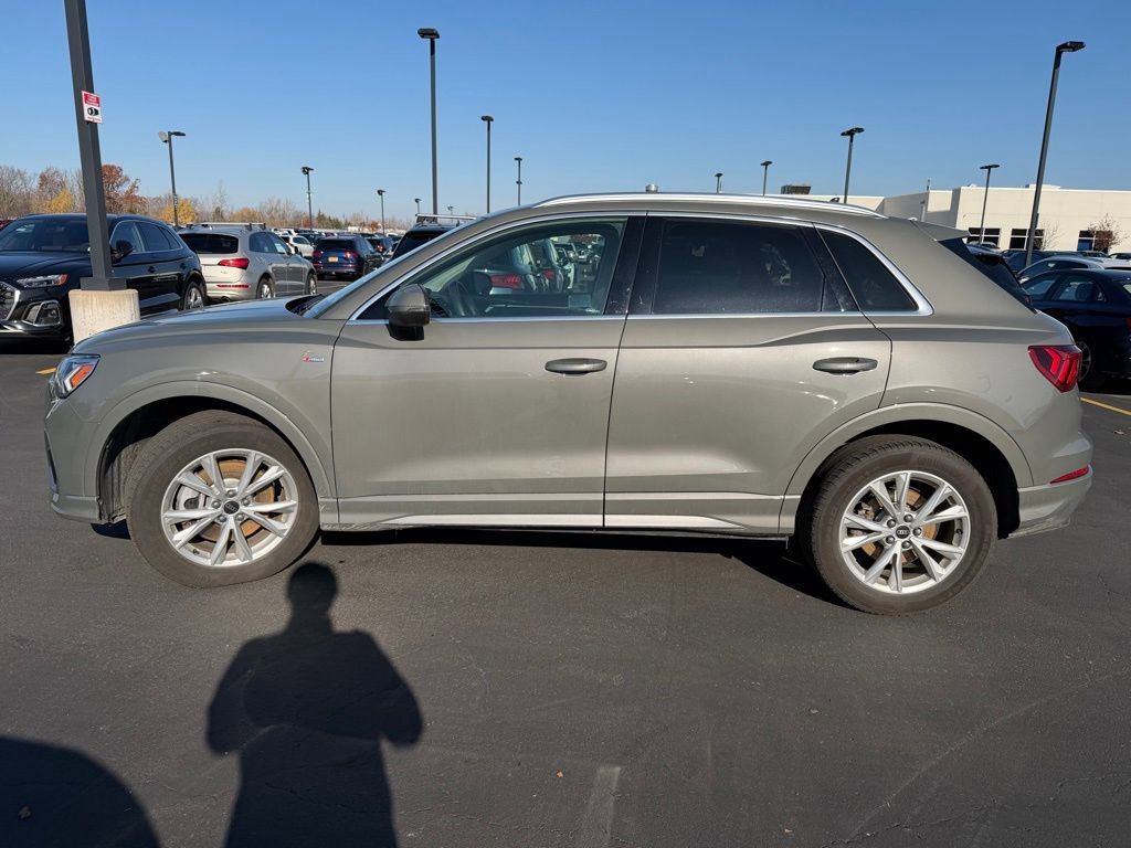 2023 Audi Q3 Premium Plus S line photo 4