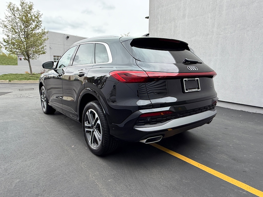 Used 2025 Audi Q5 2.0T Premium Plus SUV