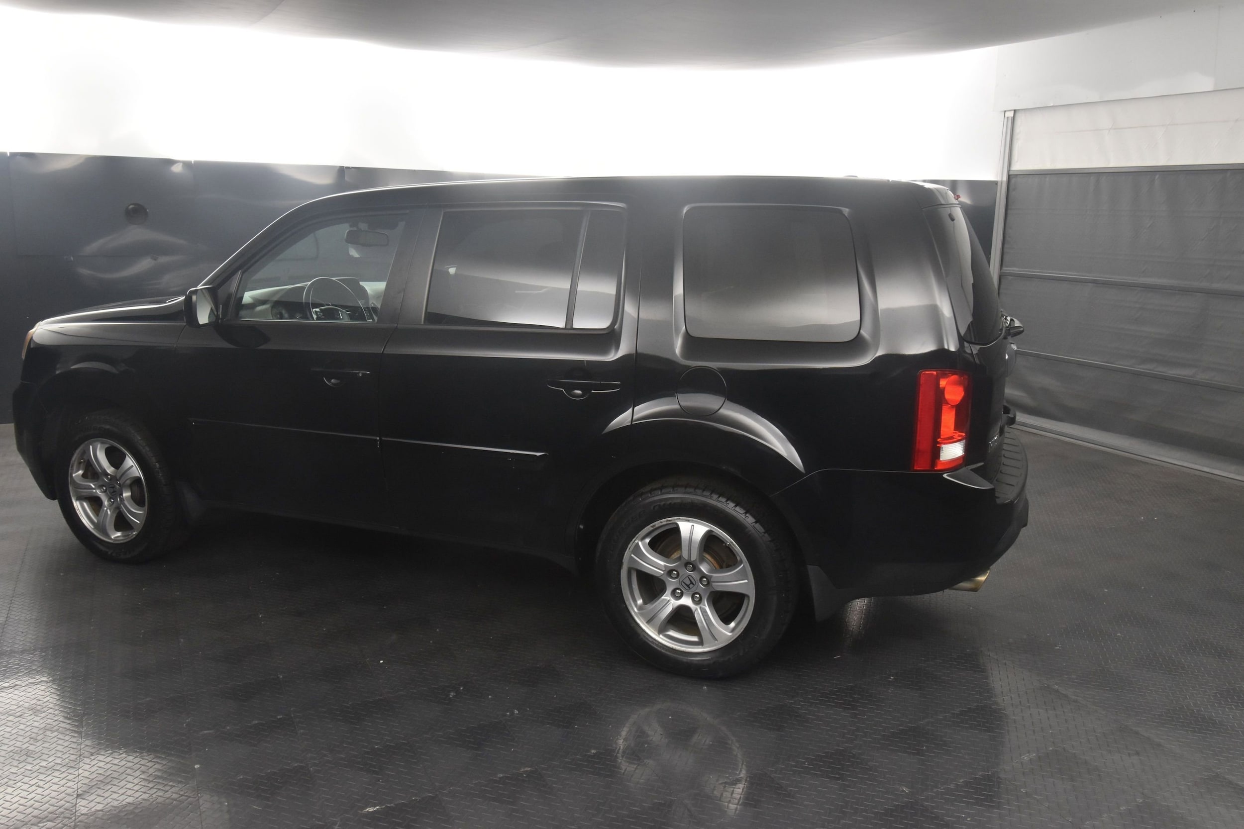 Used 2015 Honda Pilot EX-L with VIN 5FNYF4H52FB066276 for sale in Rochester, NY