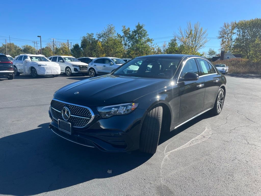 2024 Mercedes Benz E 450 4MATIC photo 3