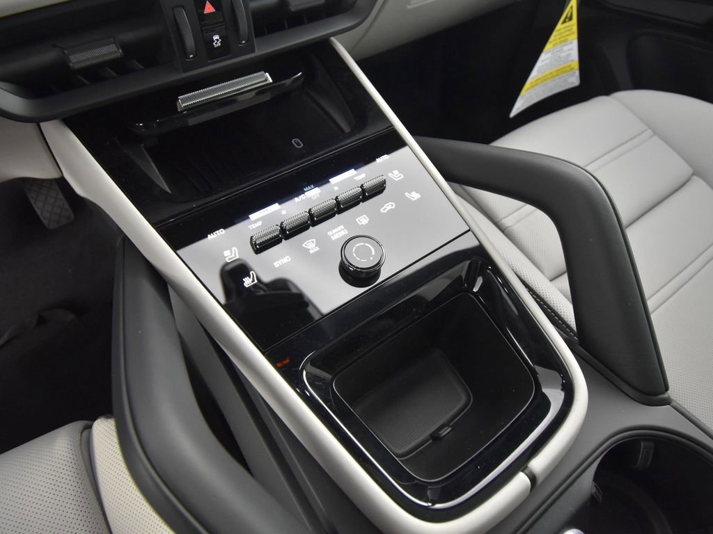 2026 Porsche Cayenne Base - Photo 20