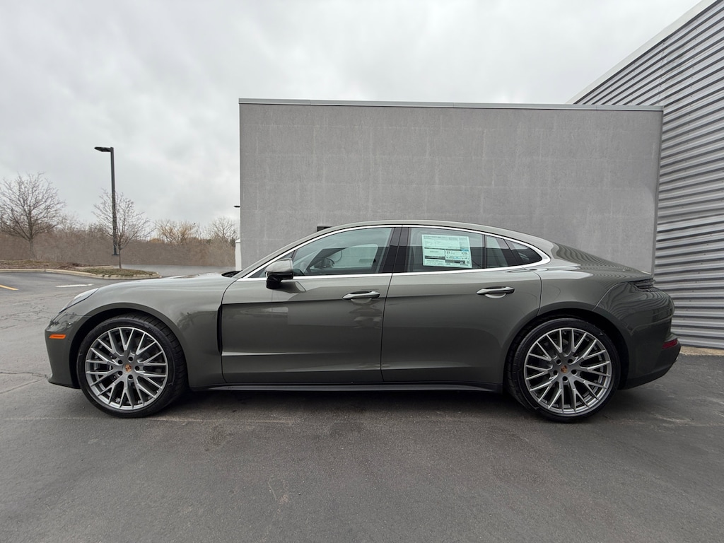 New 2026 Porsche Panamera 4 Hatchback