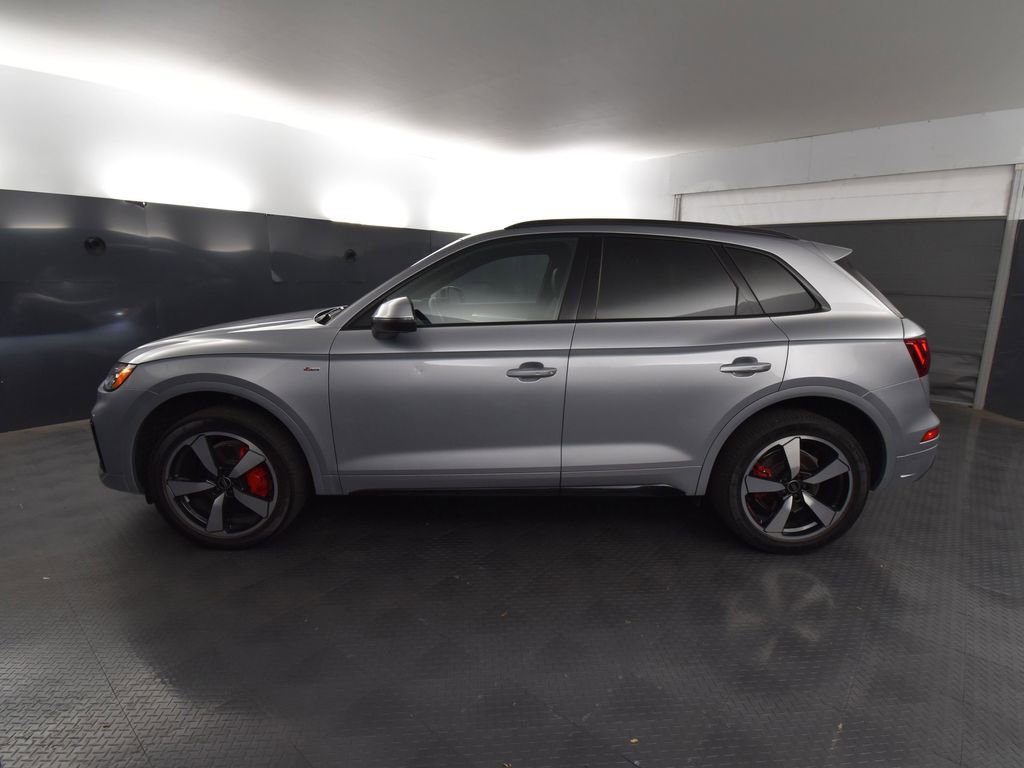 2024 Audi Q5 45 S line Premium photo 2