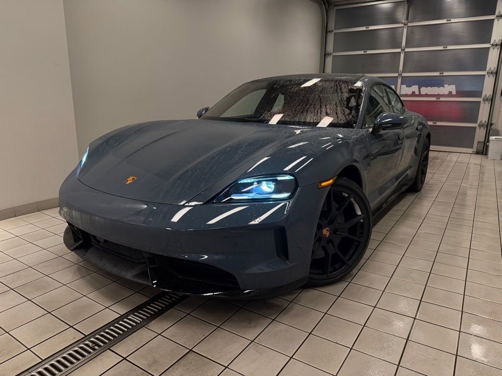 2026 Porsche Taycan GTS