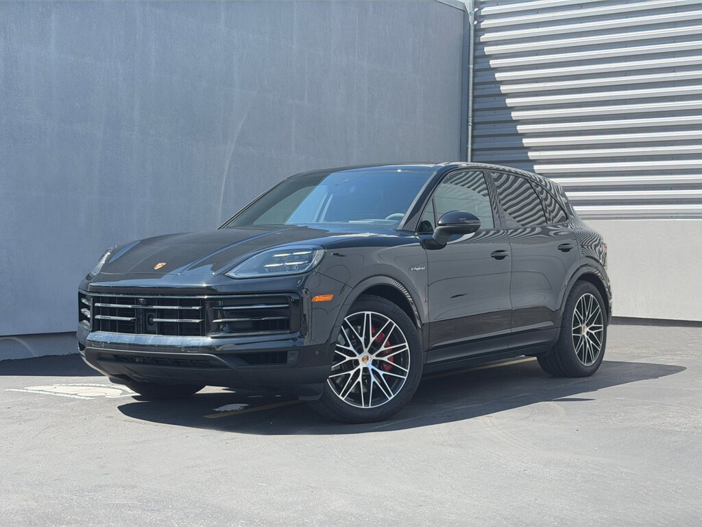 Certified 2025 Porsche Cayenne E-Hybrid S SUV