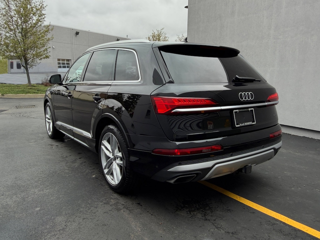 Used 2025 Audi Q7 55 Premium Plus SUV