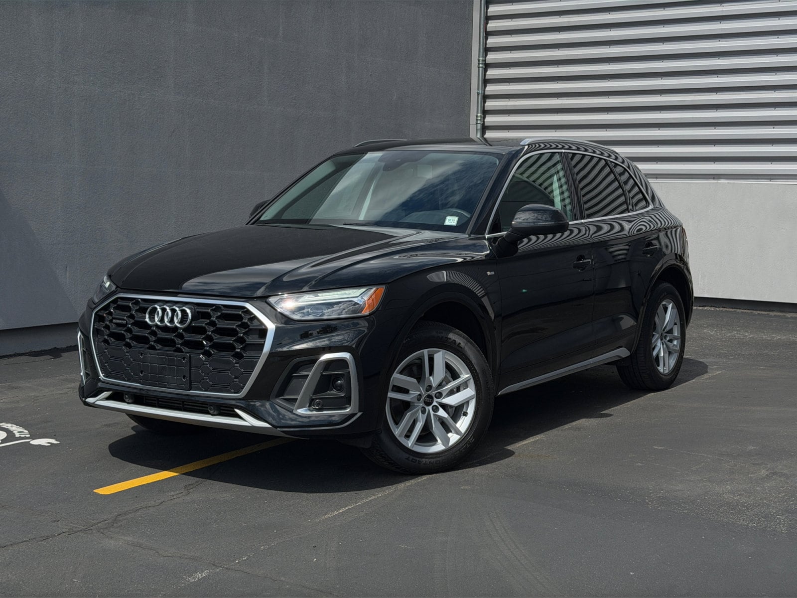 2023 Audi Q5 45 Premium's photo