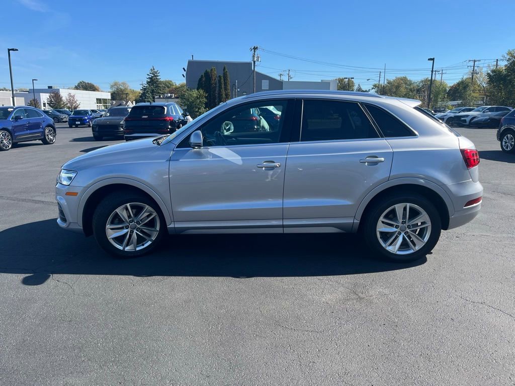 2016 Audi Q3 Premium Plus photo 3