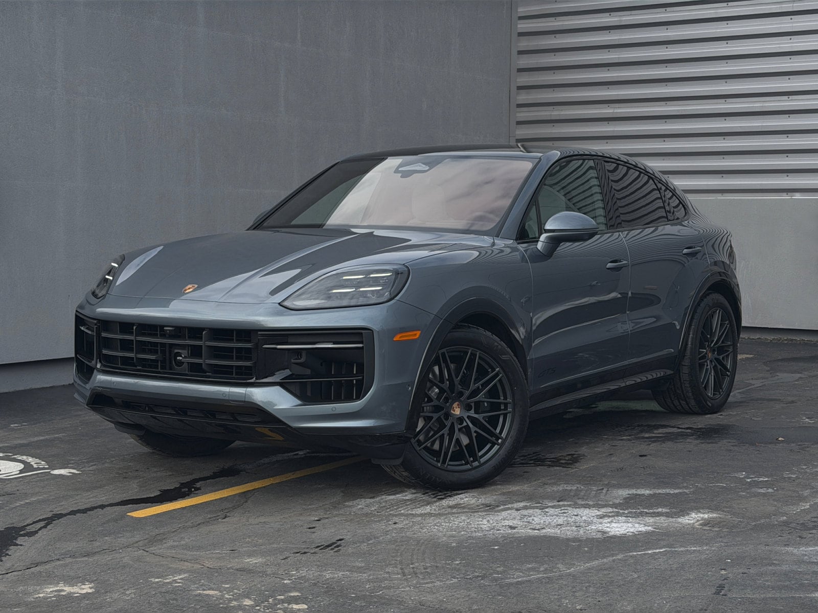 2026 Porsche Cayenne Coup GTS