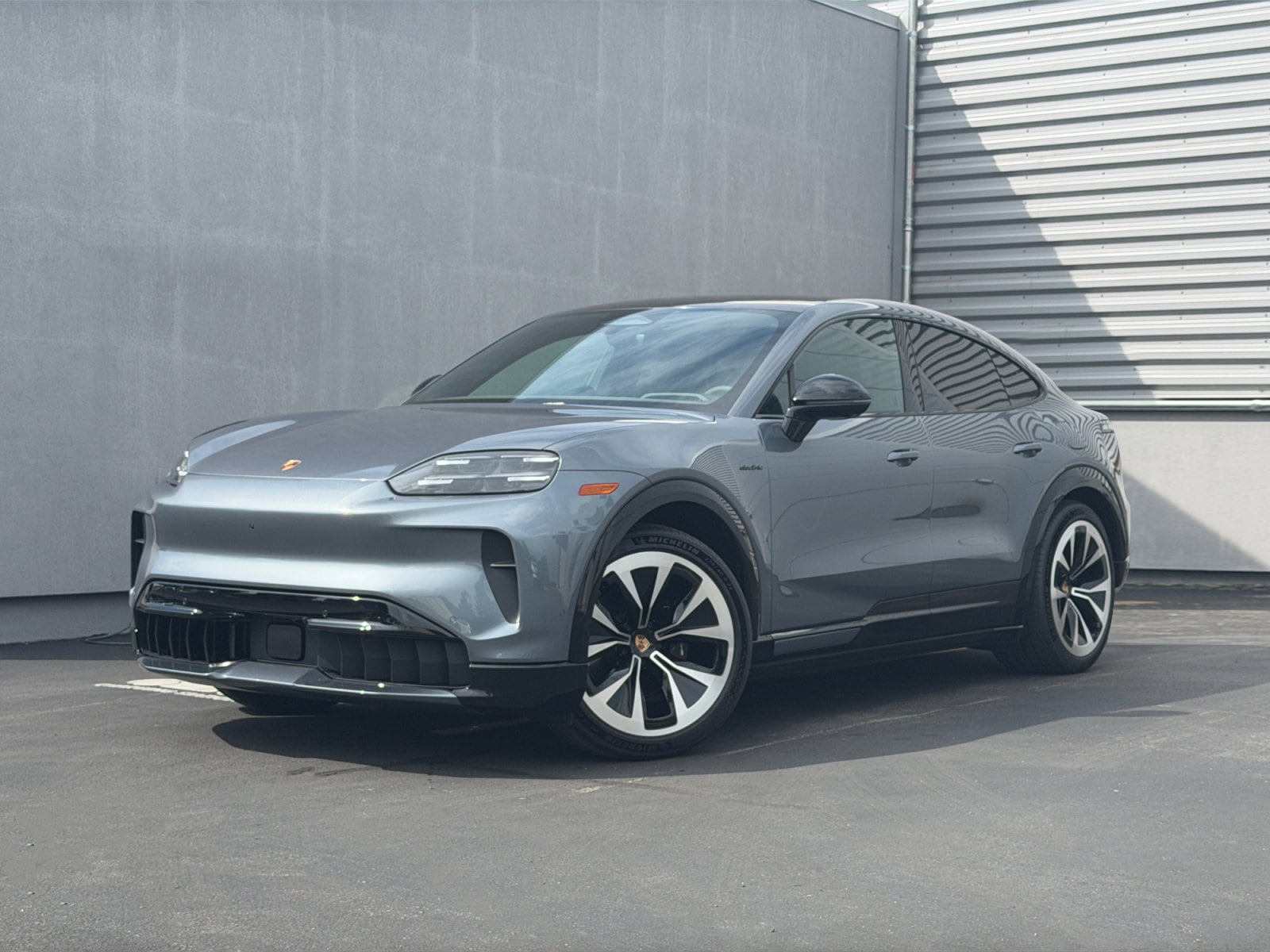 2026 Porsche Cayenne Coupe Base