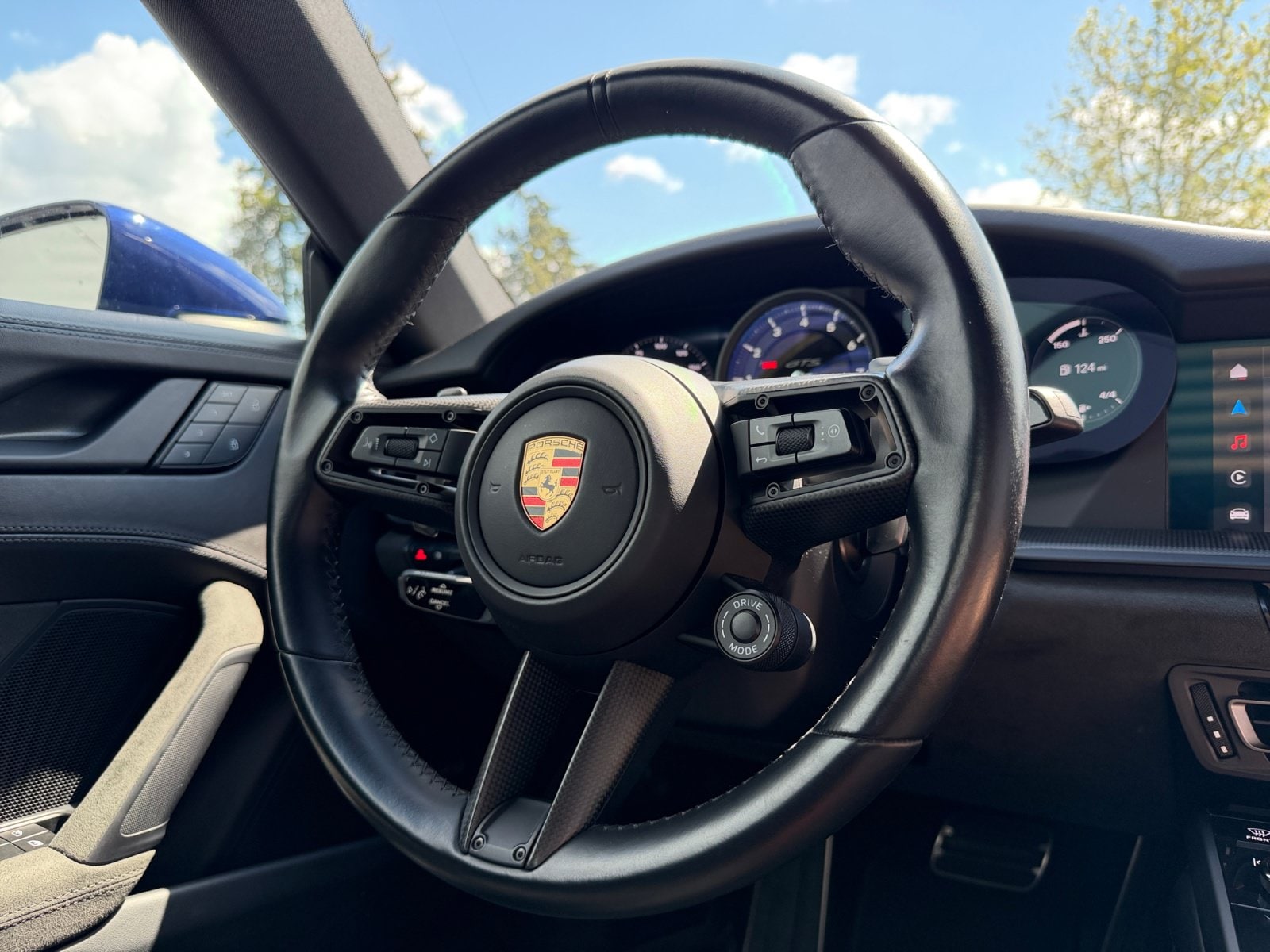2024 Porsche 911 GTS - Photo 23