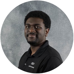 Staff member Tre M. from ID_6a3e64