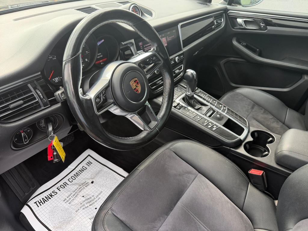 Used 2020 Porsche Macan SUV