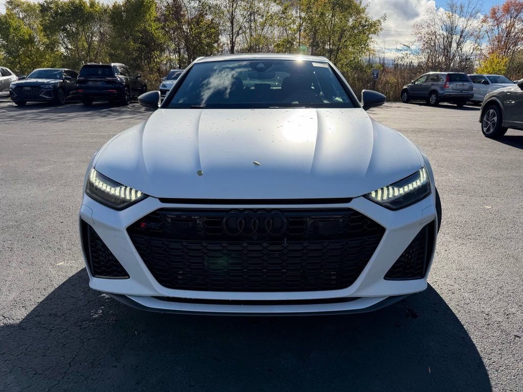 2025 Audi RS 7 Performance Base photo 2