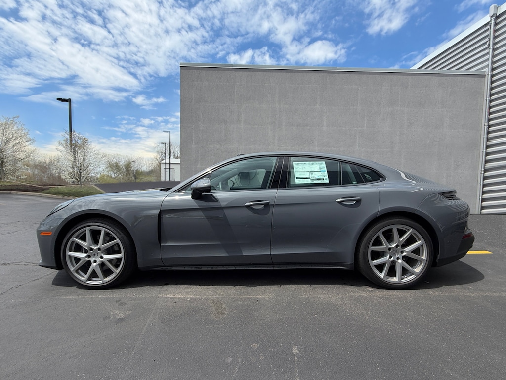 New 2026 Porsche Panamera 4 Hatchback