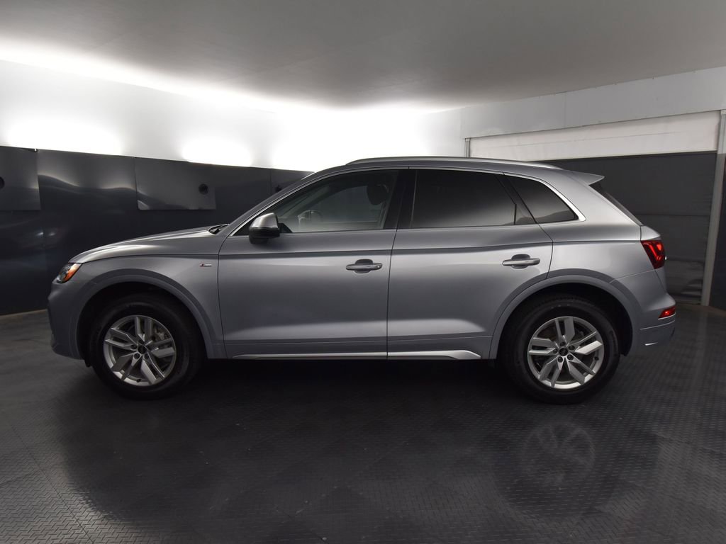 2023 Audi Q5 S line Premium 45 TFSI photo 2