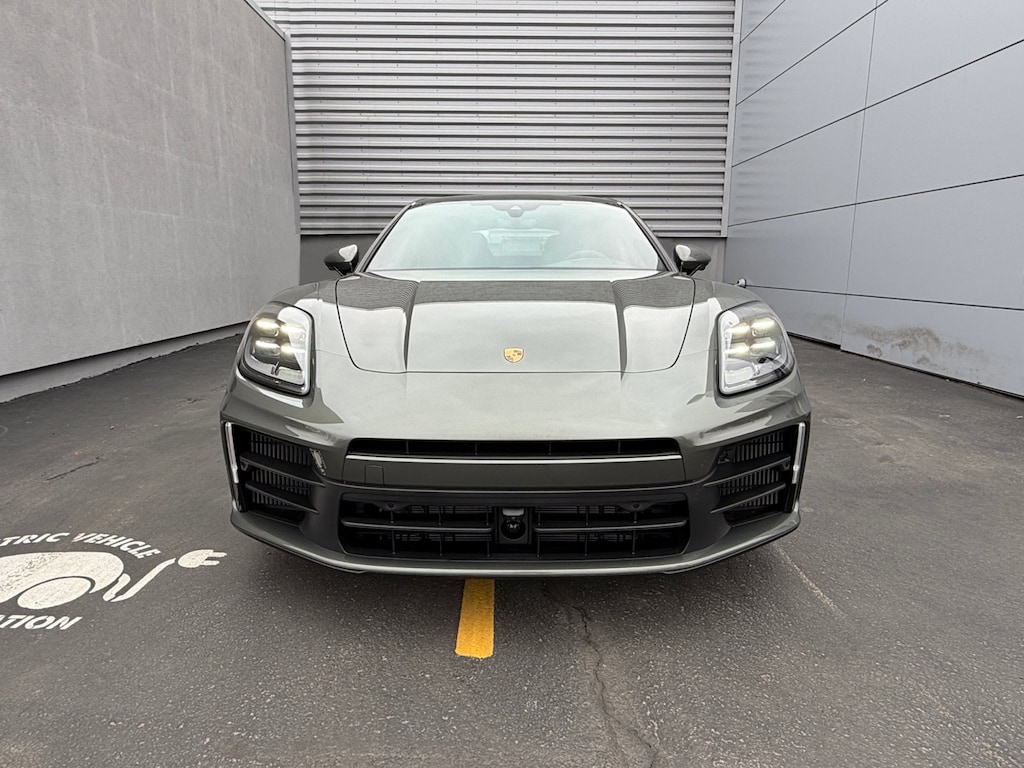 New 2026 Porsche Panamera 4 Hatchback