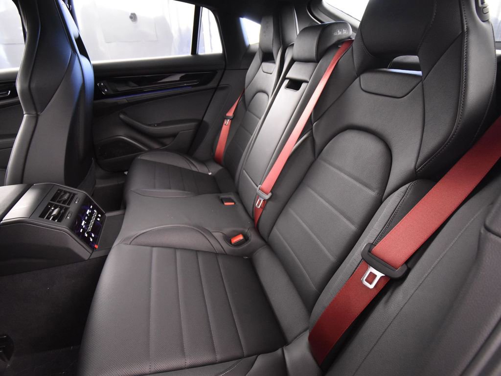 2025 Porsche Panamera Base - Photo 16