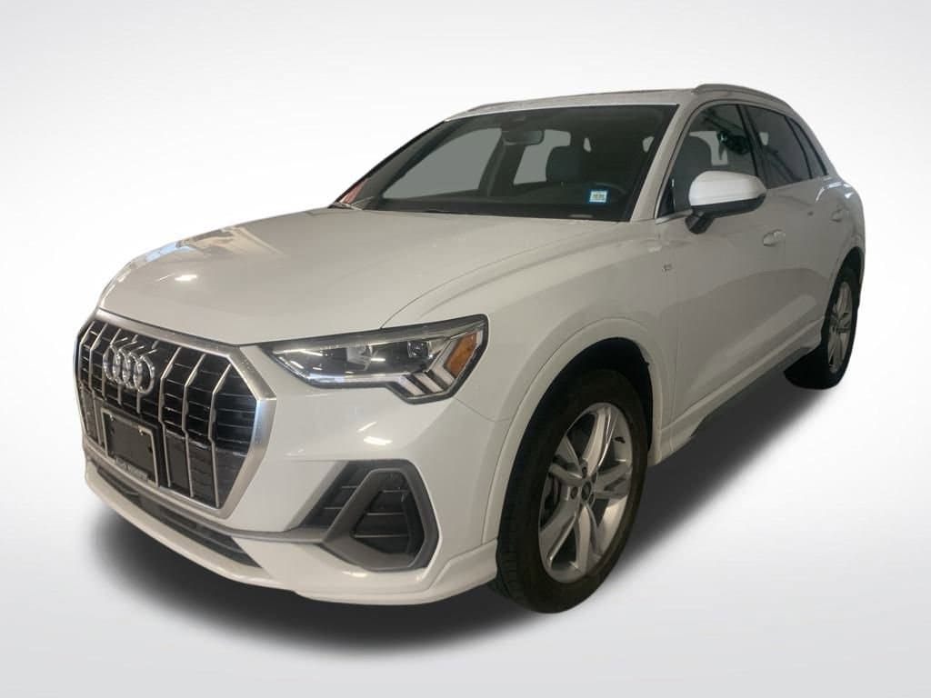 2024 Audi Q3 S Line Premium Plus's photo