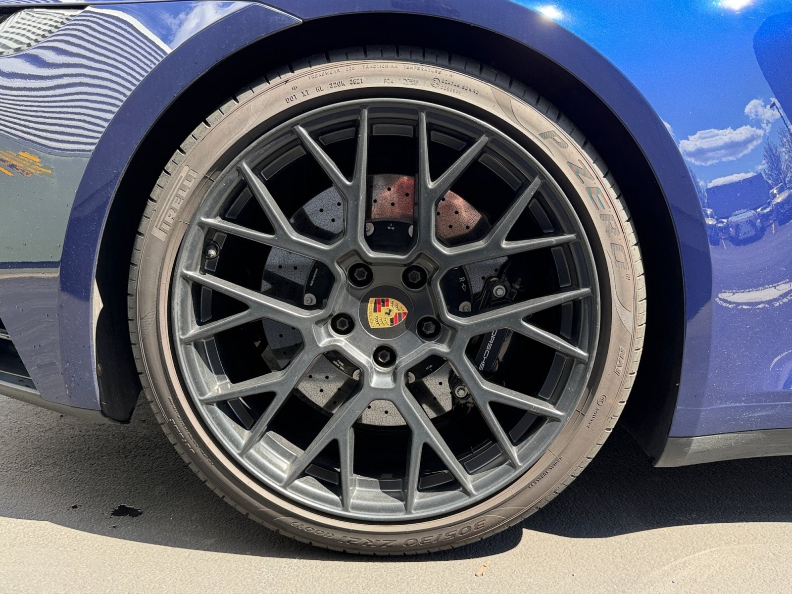 2024 Porsche 911 GTS - Photo 9