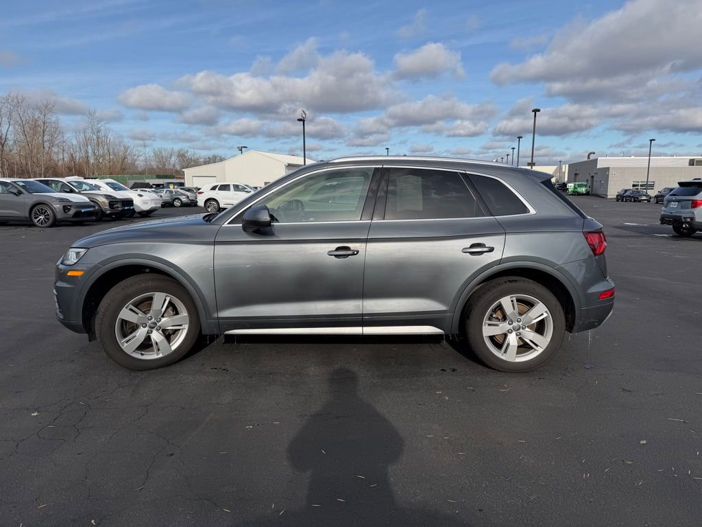 2019 Audi Q5 2.0T Premium Plus photo 3