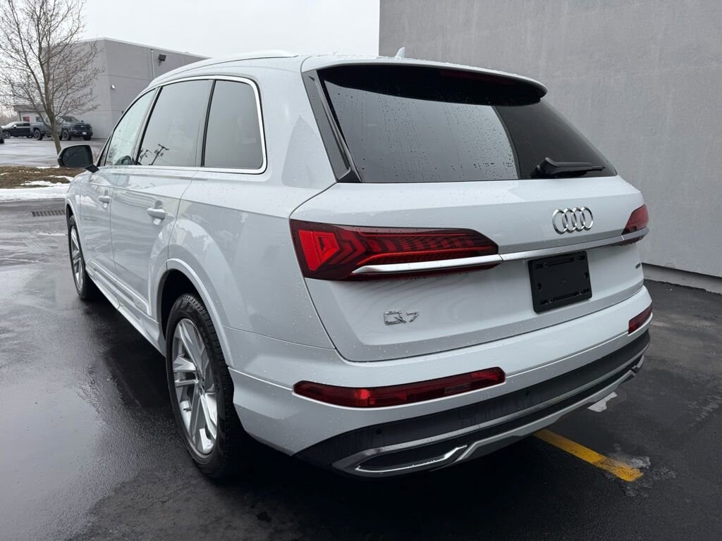 Used 2023 Audi Q7 55 Premium SUV