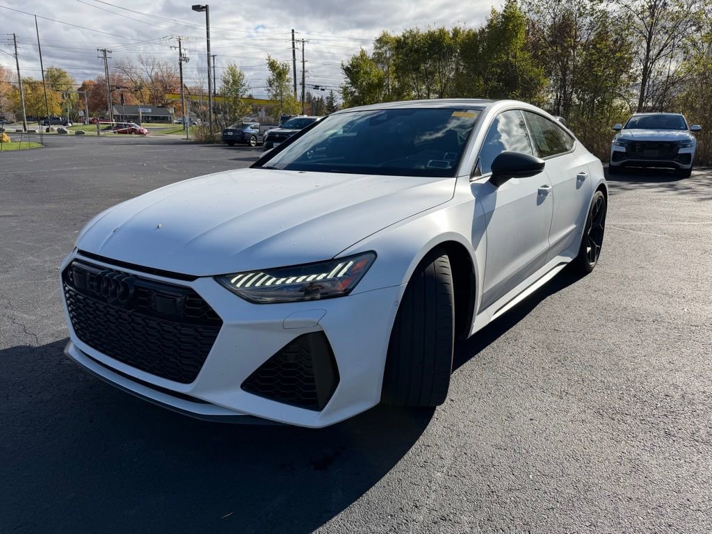 2025 Audi RS 7 Performance Base photo 3