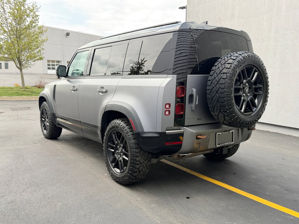 Used 2022 Land Rover Defender X-Dynamic SE SUV