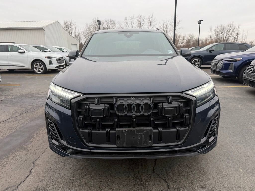 Used 2025 Audi Q7 45 Premium Plus SUV