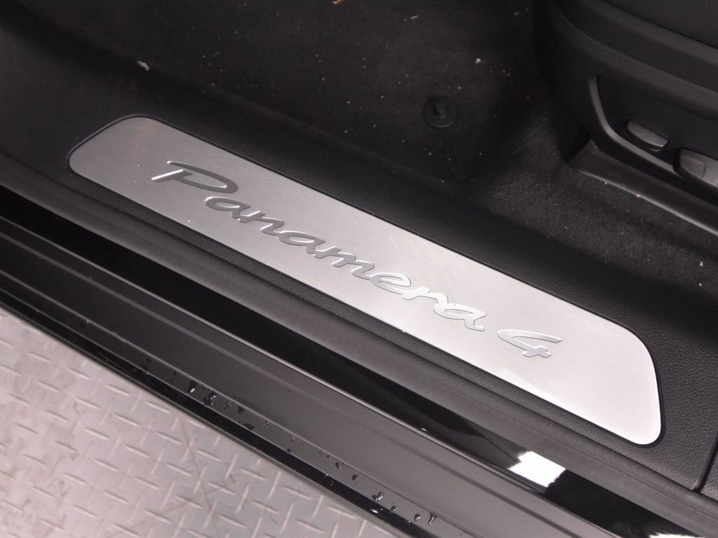 2025 Porsche Panamera Base - Photo 17
