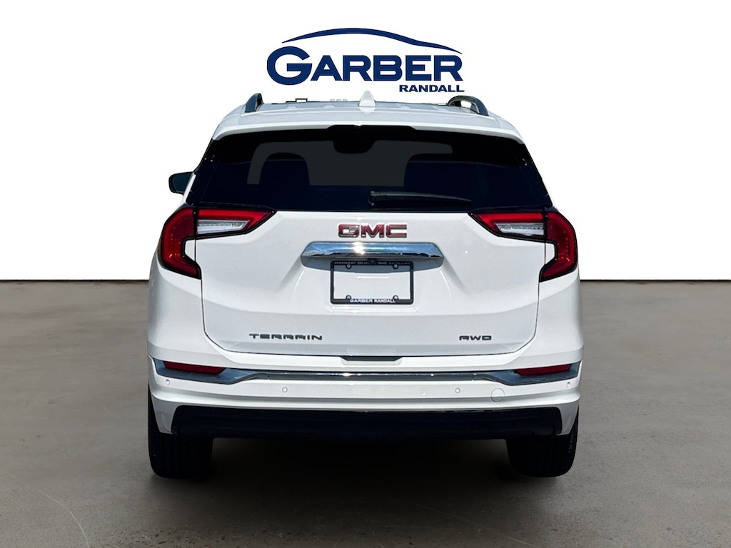 Used 2024 GMC Terrain Denali SUV