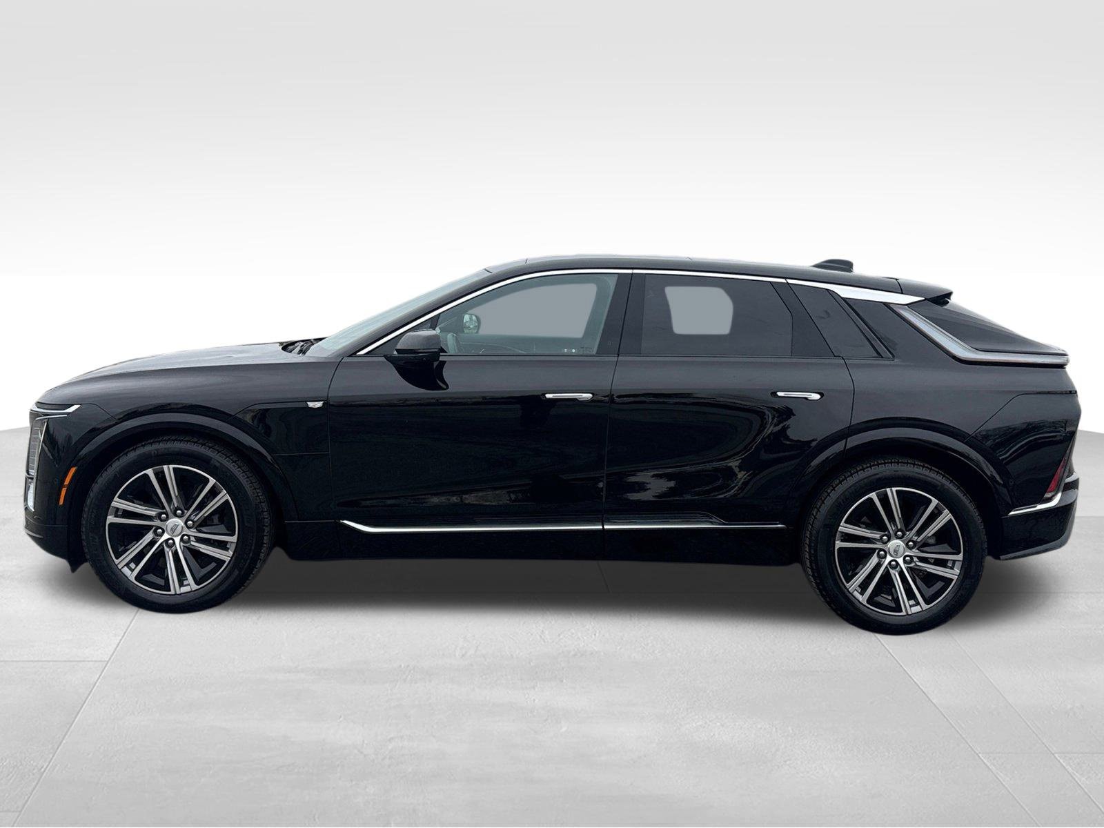 Certified 2024 Cadillac LYRIQ Luxury 2 with VIN 1GYKPRRL5RZ120739 for sale in Canandaigua, NY