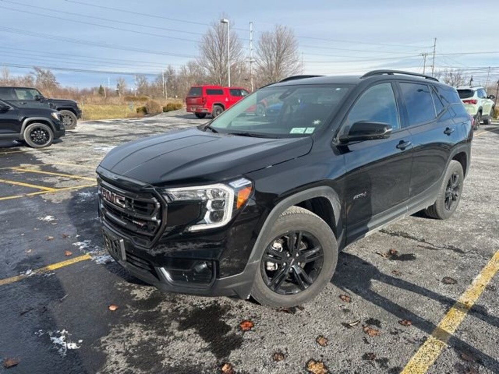 Used 2022 GMC Terrain AT4 SUV