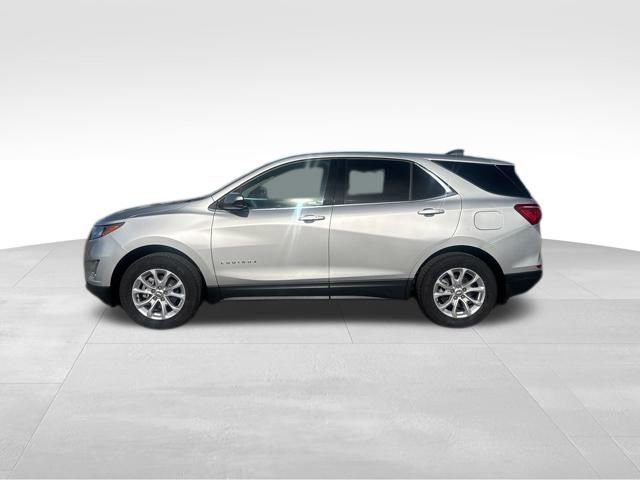 2020 Chevrolet Equinox LT photo 2