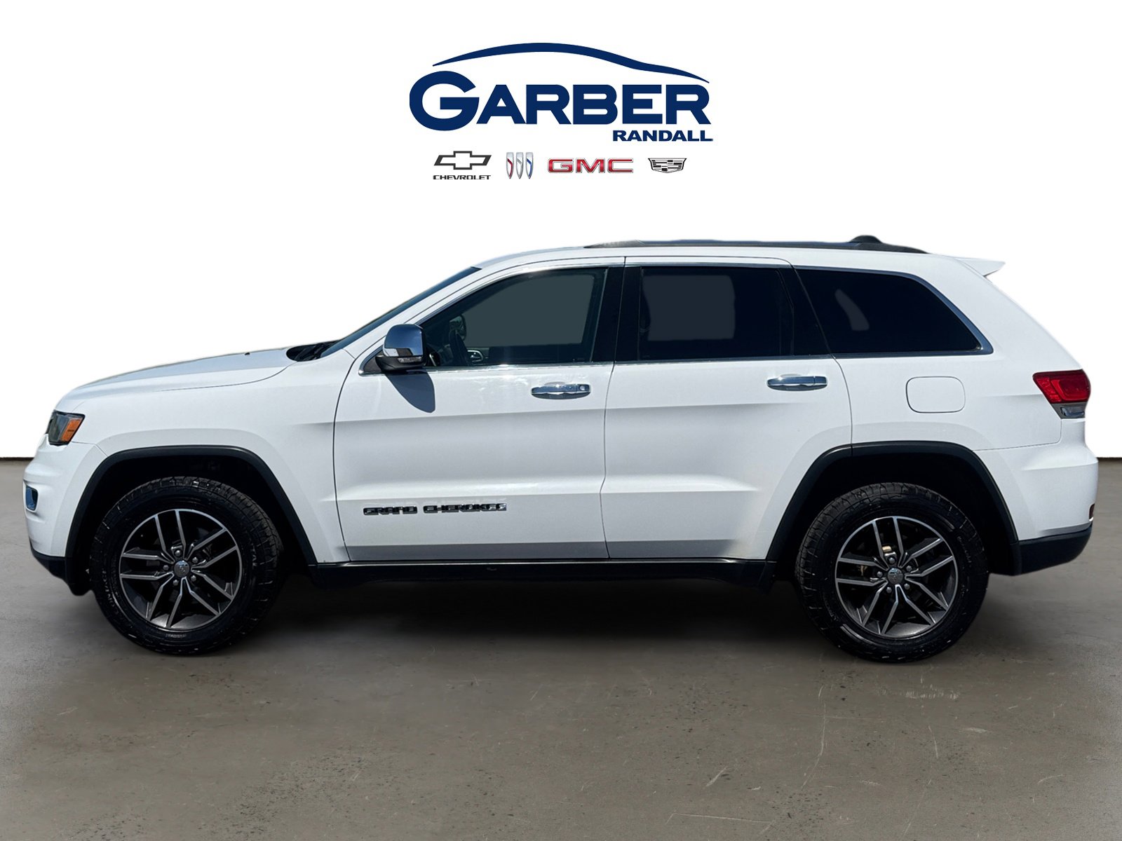 Used 2018 Jeep Grand Cherokee Limited with VIN 1C4RJFBG3JC108260 for sale in Canandaigua, NY
